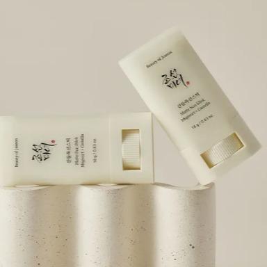 MATTE SUN STICK MUGWORT+CAMELLIA 18G