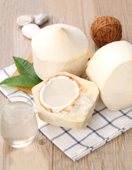 COCCO FRESCO THAILANDESE INTERO – ACQUA DI COCCO NATURALE E POLPA TENERA 1KG